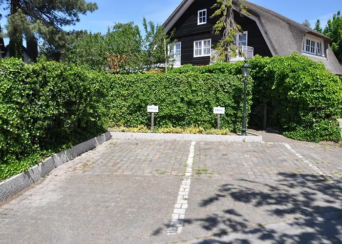 Rob\'S Cottage