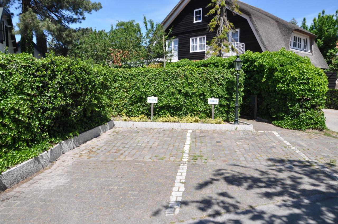Holiday home Rob's Schoorl